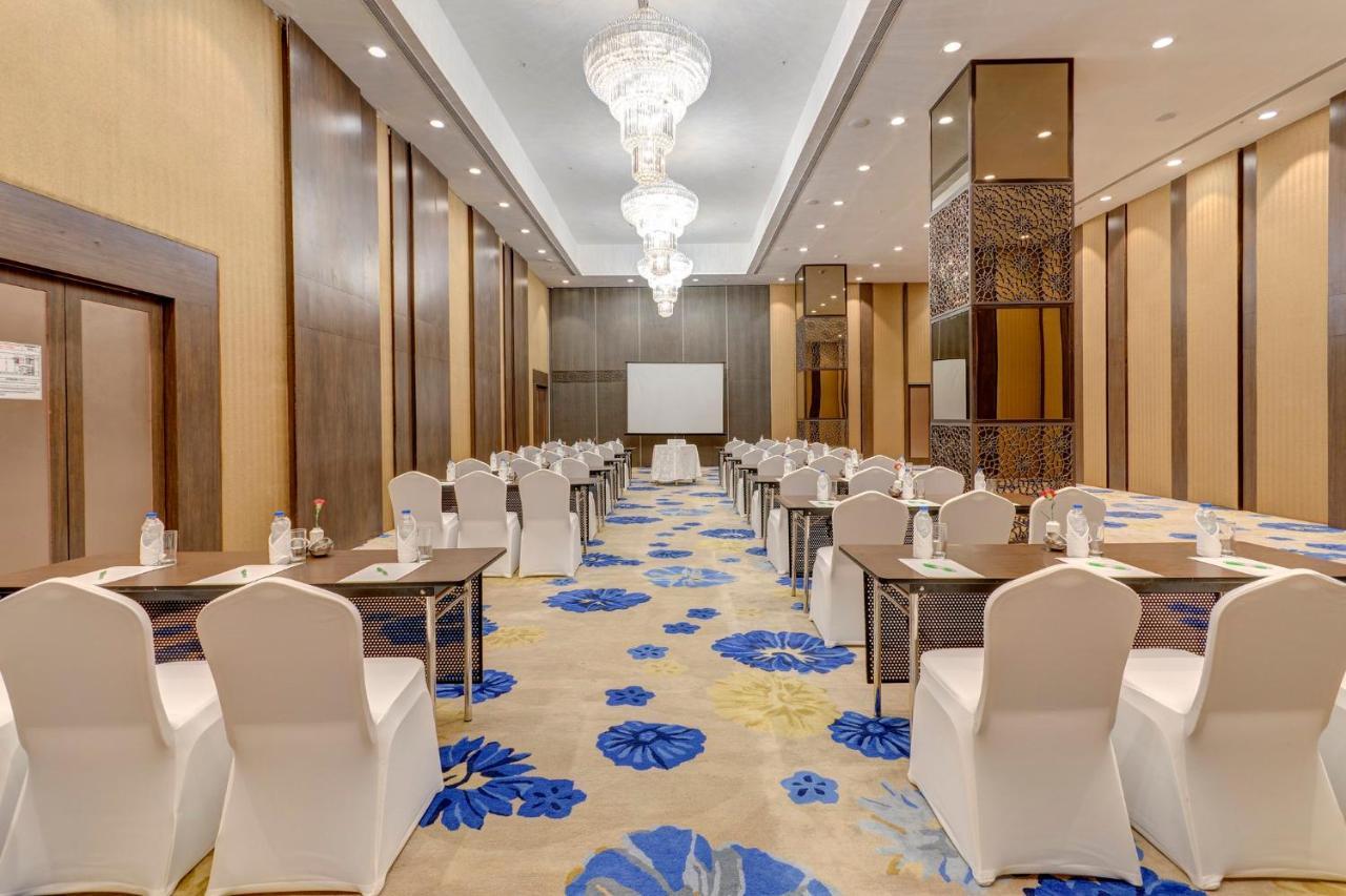 Holiday Inn Kolkata Airport By Ihg Eksteriør billede Meeting room